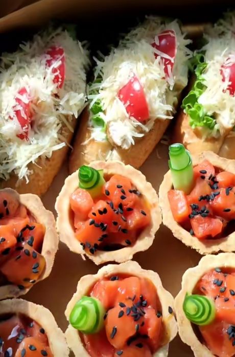 Смачні страви до Вашого столу на будь-яку подію.
Ви відпочмваєте,а ми