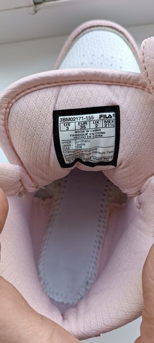 Кросівки хайтопи Fila на дівчинку р.35 EUR