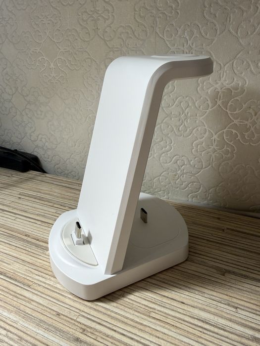 Безпроводное зарядное устройство, для телефона, часов,наушиков