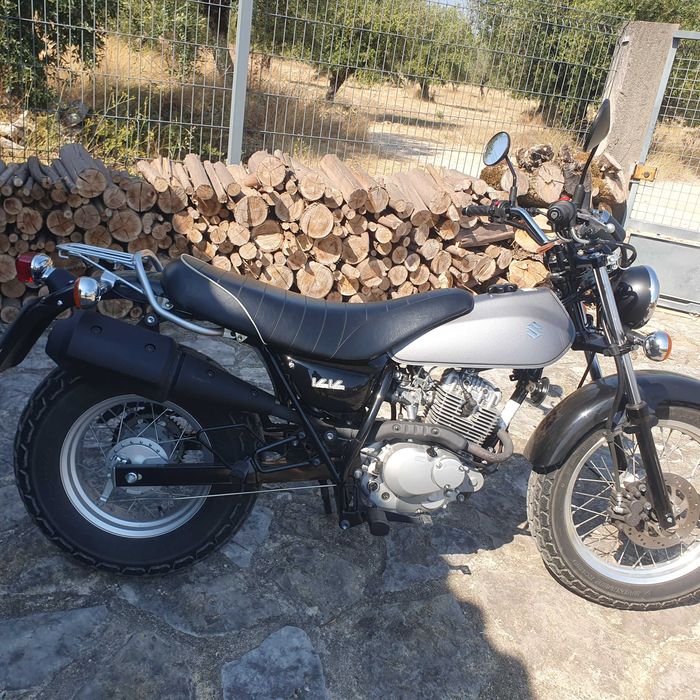 Moto 125 susuki van van
