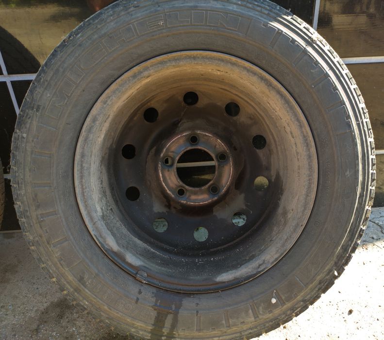 Michelin 215/65/16 з диском Michelin 6J16