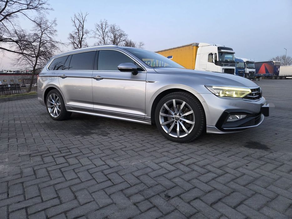 Volkswagen Passat B8. 2.0 TSI  R- Line . BMT  4- Motion
