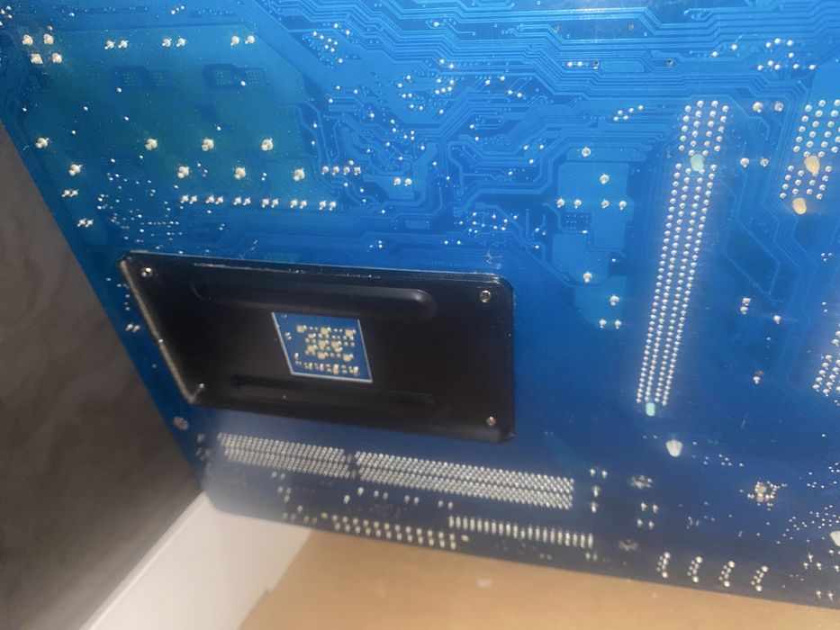 продаю комплект для бюджетного гейминга AM3s