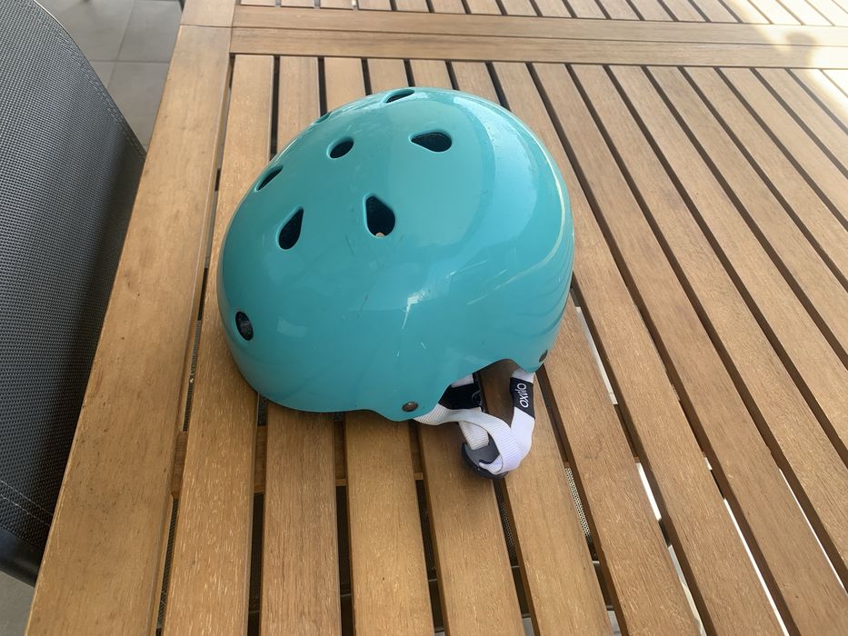 Capacete decathlon criança oxelo