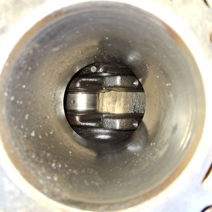 Блок двигателя с коленвалом ваз 2110 2111 2112