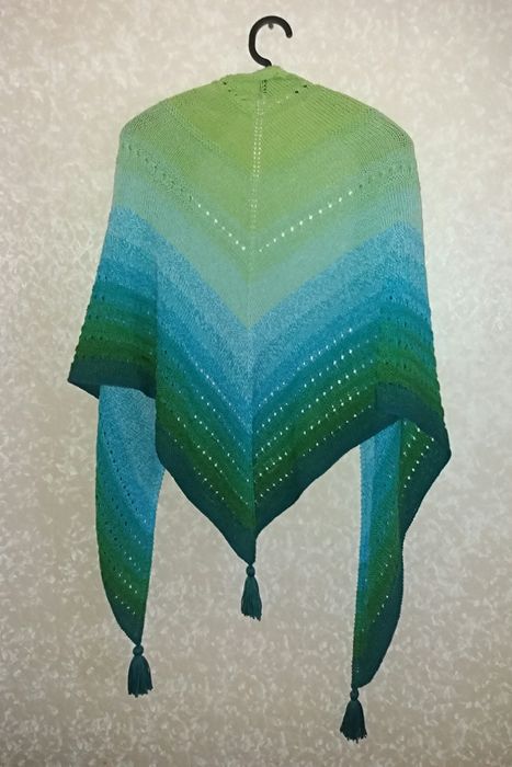 Шаль. Косынка. Бактус