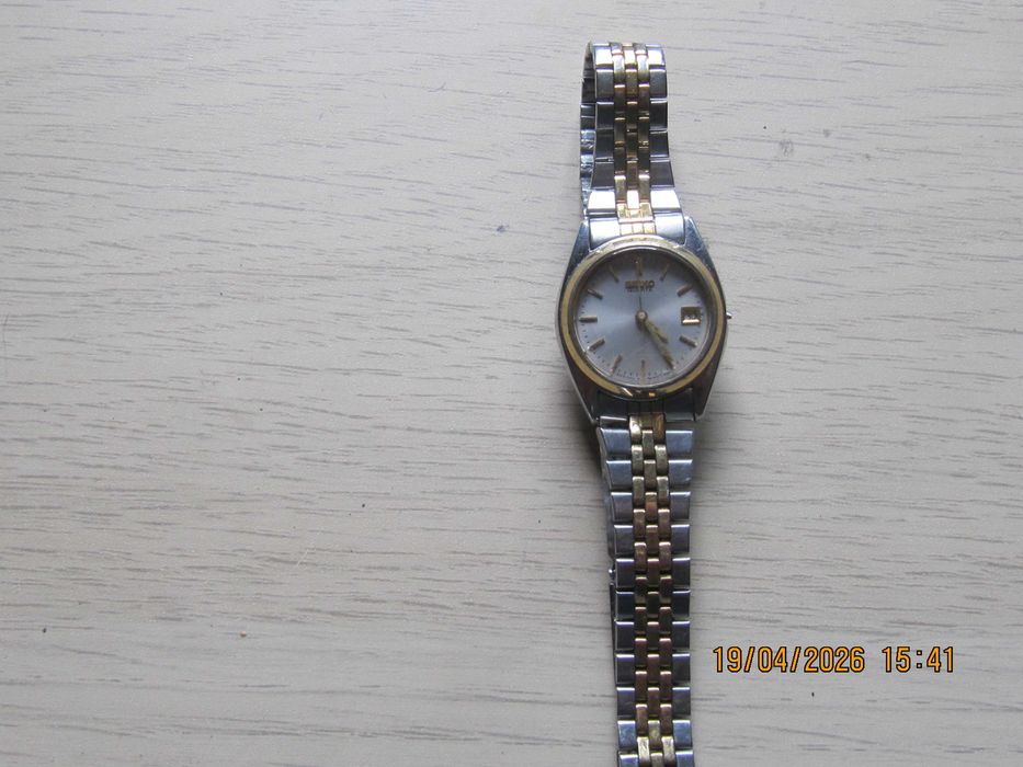 Seiko damski zegarek kwarcowy
