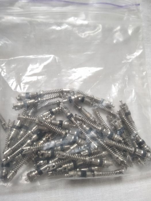 Продам золотники.