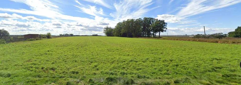 Siedlisko 20ar z budynkami i 8,24h ziemi