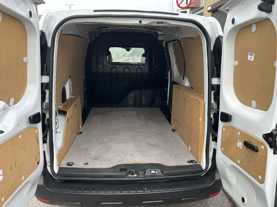 Renault express kangoo benzyna vat-1 2022r 30000km berlingo partner