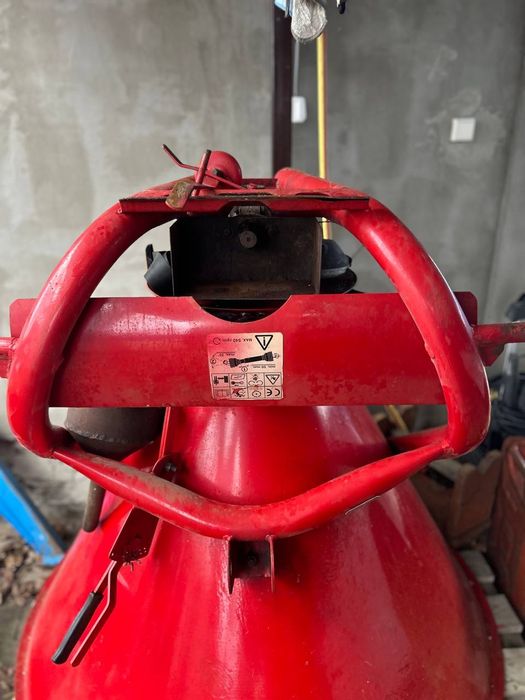 Розкидач мінеральних добрив