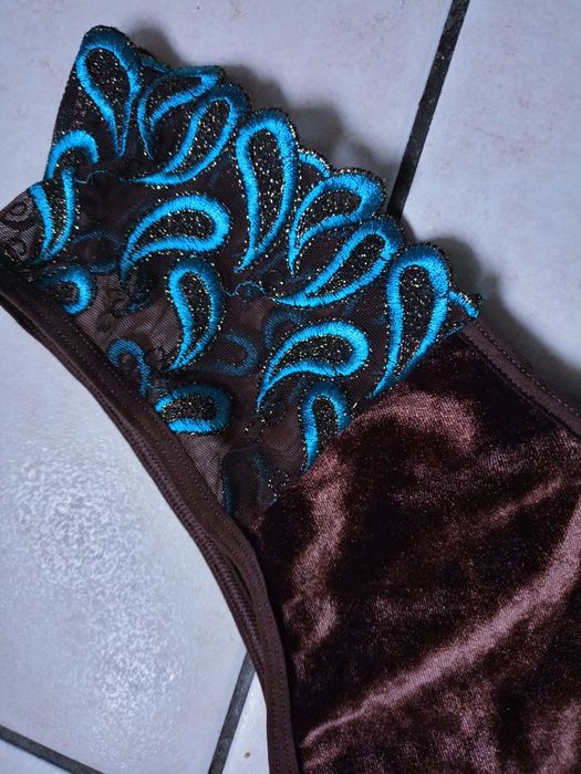 Majtki stringi damskie