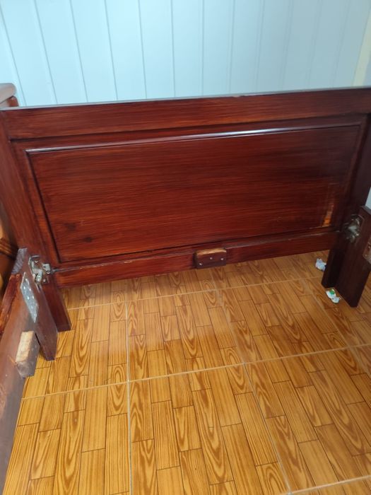 Vende se cama individual