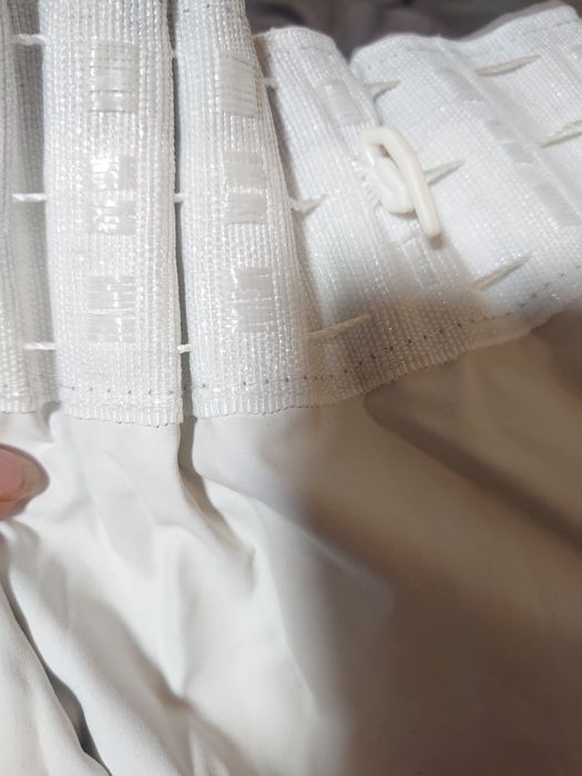 Готові штори блекаут. 2 штуки. прорезинені