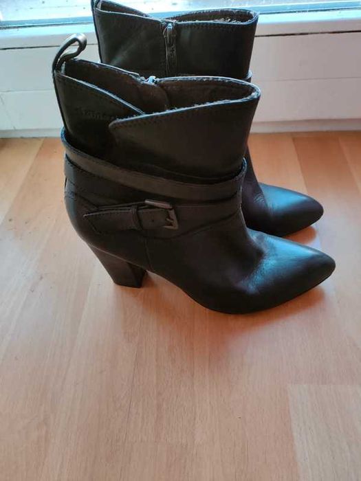 Skórzane jesienne botki na obcasie Tamaris r. 40