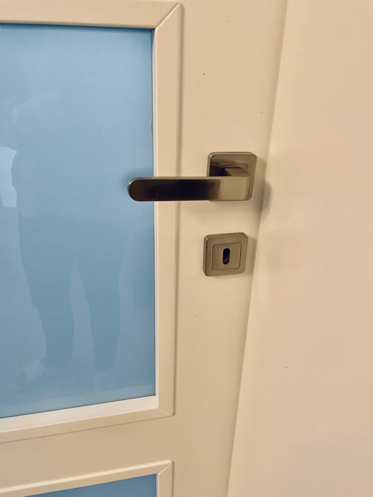 Drzwi wewnętrzne przeszklone prawostronne pokojowe zamówienie RĘKOJMIA