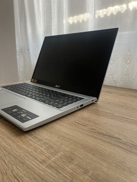 Acer Aspire A315 | i5 12ª Gen - 16GB RAM - SSD 512GB - Como novo