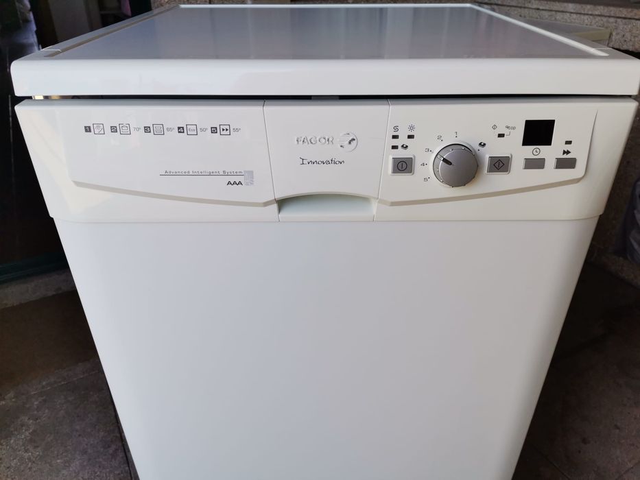 Máquina de lavar a loiça Fagor
