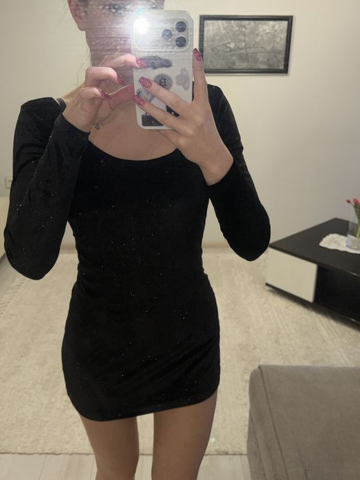 Сукня з блискітками