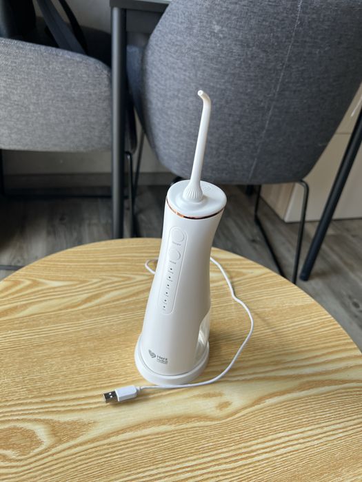 Bezprzewodowy irygator do zębów HERZ MEDICAL INSTRUMENTS WFHZ007JB