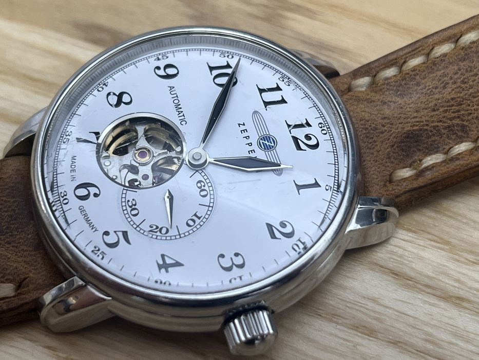 Наручний годинник Zeppelin LZ 127 Graf Zeppelin 7666-4