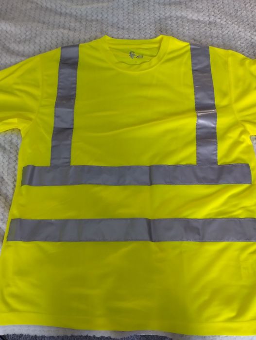 Sprzedam Bluza+spodnie + 4szt koszulki roz.L