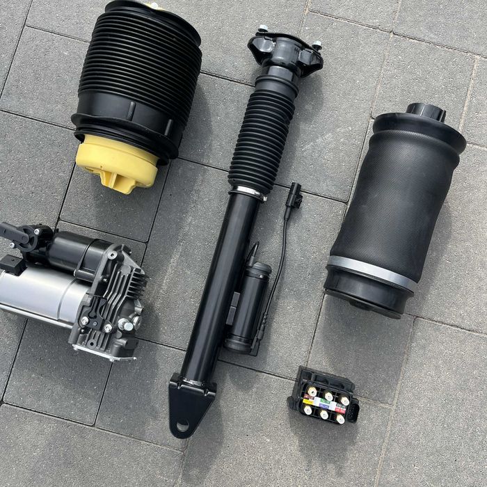 Наявність амортизатор пневмостойка BMW БМВ F07F11F01F02F15E39E53E61E70