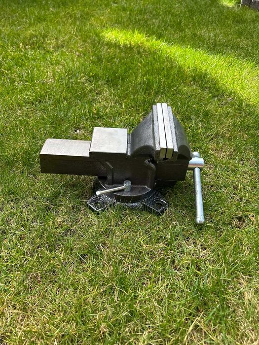 Imadło stołowe 125mm obrotowe żeliwne z kowadłem