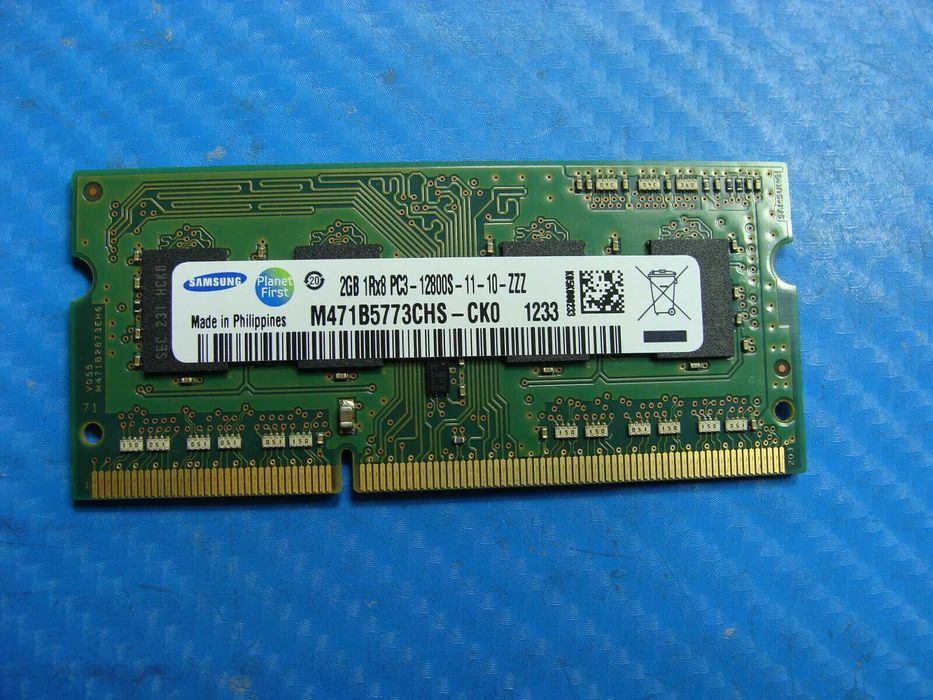 Samsung 2 x 2 GB SO-DIMM DDR3 1600 MHz