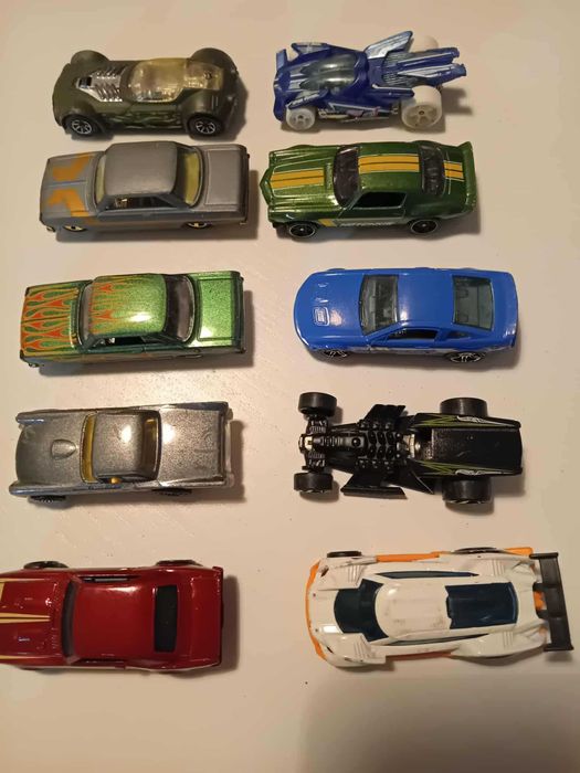 Sprzedam modele samochodów