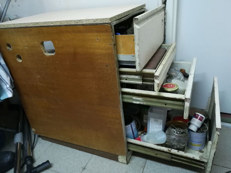 Продам комод на 5 ящиков