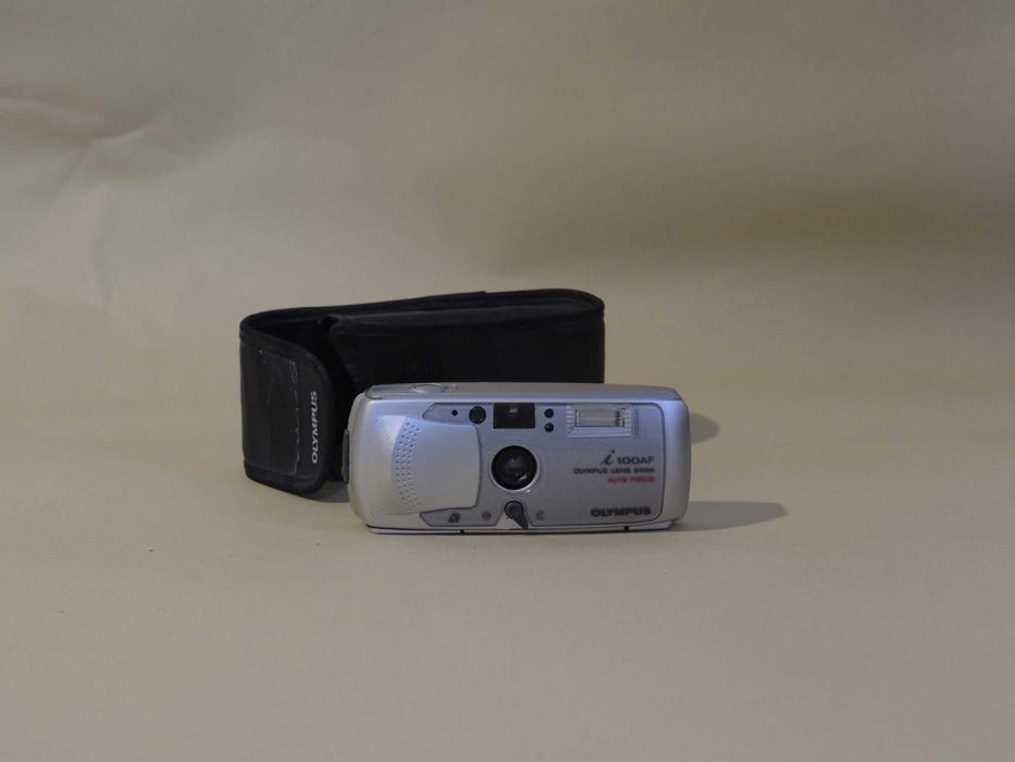 Camera analógica APS Olympus IAF100