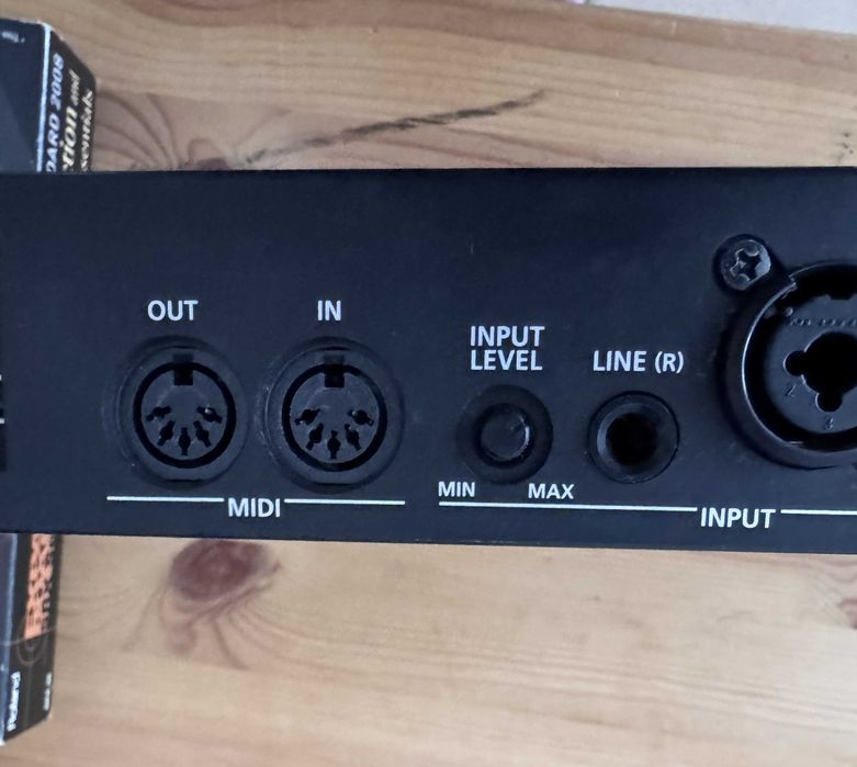 Roland Sonic Cell(250€) + SRX board SRX-96(100€)