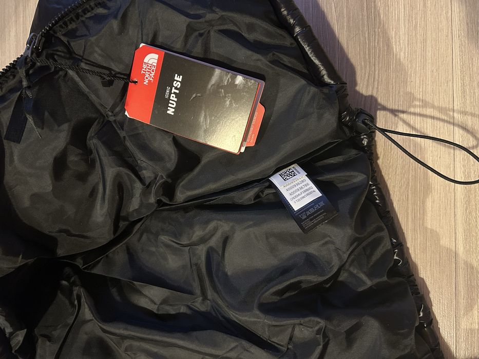 Kurtka błyszcząca  The North S