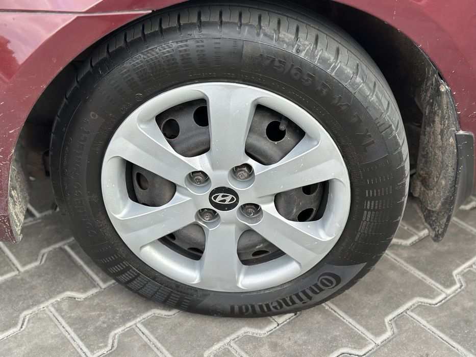 Продам Hyundai Accent 2008