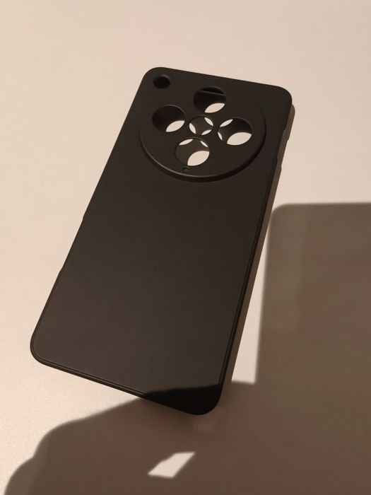 Etui silikonowe do Oppo Find X8 Pro Czarne nowe