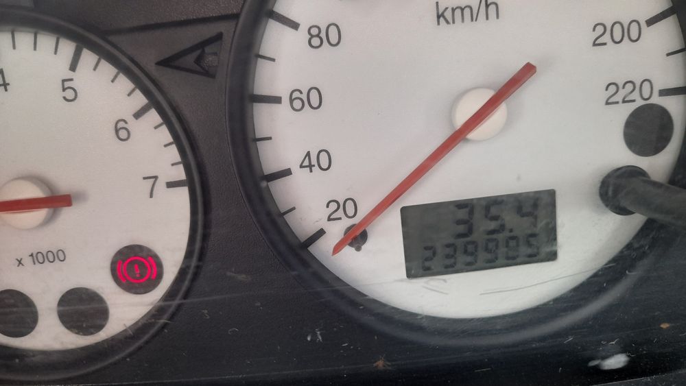 Carro  Ford fiesta ano  2000