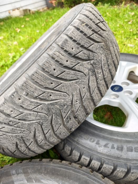 Koła zimowe 17" Ford Kuga 5x108 225/65 R17 Kumho + Czujniki TPMS