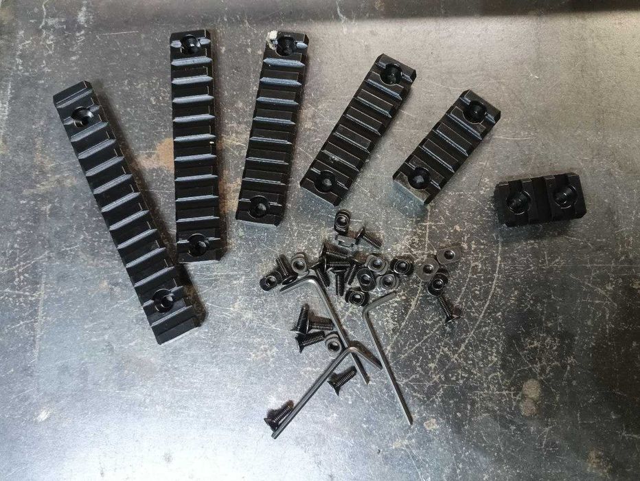 Алюминиевая планка пикатини  M-lock большой длины