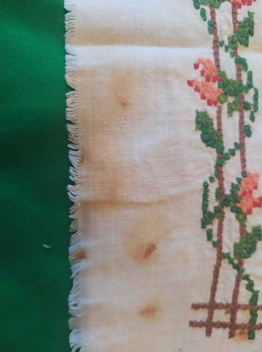 Доріжка - серветка вишивка "Троянди"