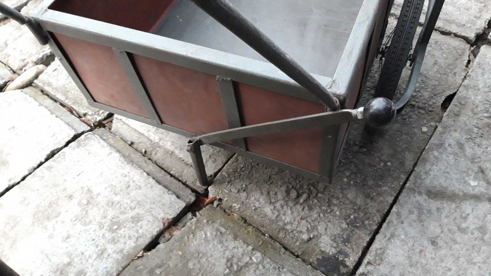 Wózek transportowy jednoosiowy