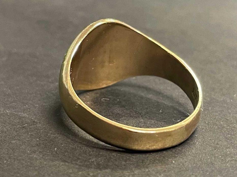Złoty sygnet 9kt (375) 6,04 gram R21