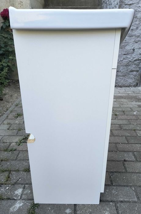 Umywalka z szafką biała Cersanit