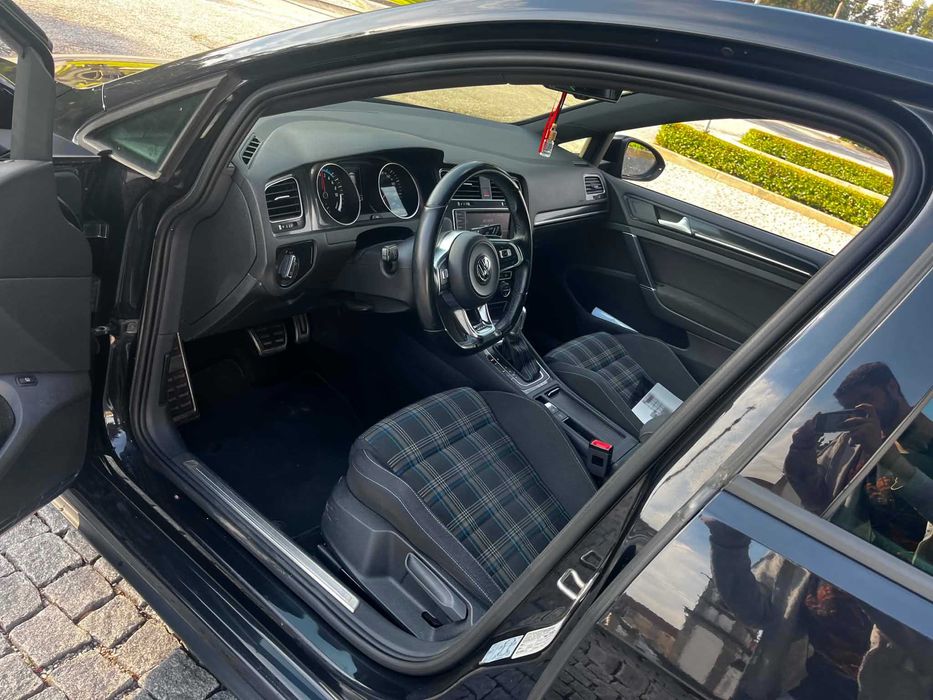 Volkswagen Golf GTE 7 DSG Plug-in Hybrid