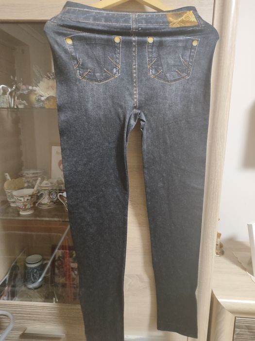Legginsy czarne śliskie w typie jeansów L