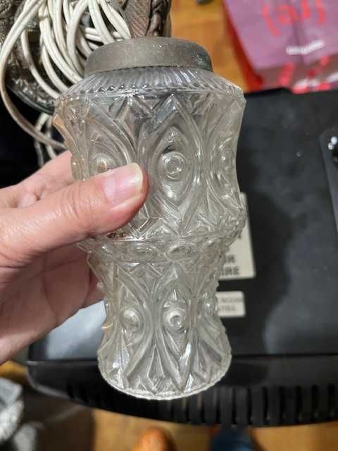 Candeeiro de parede antigo