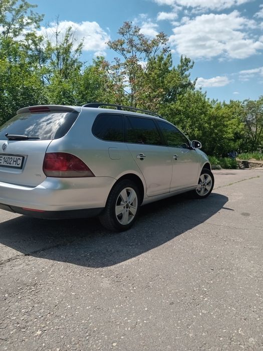 Volkswagen Golf 6 (1.6 дизель )