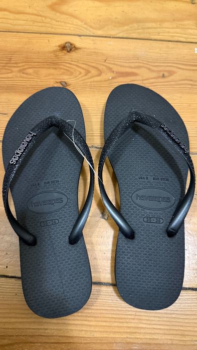 Vendo Havaianas originais de cor preta