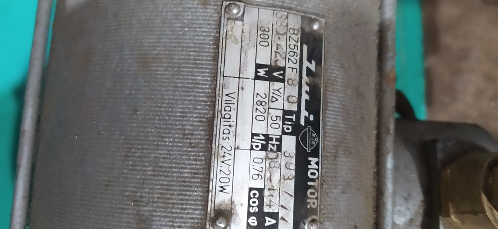 Двигун швейної машини