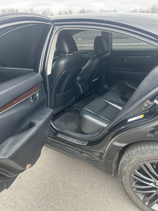 Продам Лексус ЕС 350